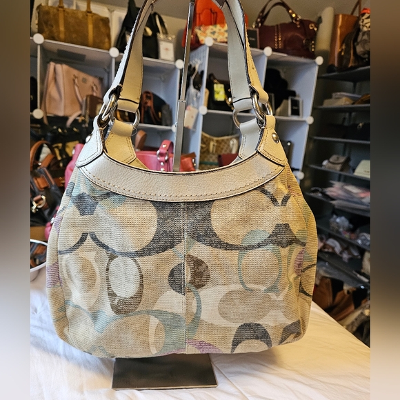 COACH Lynn Soho Bag - Picture 2 of 11